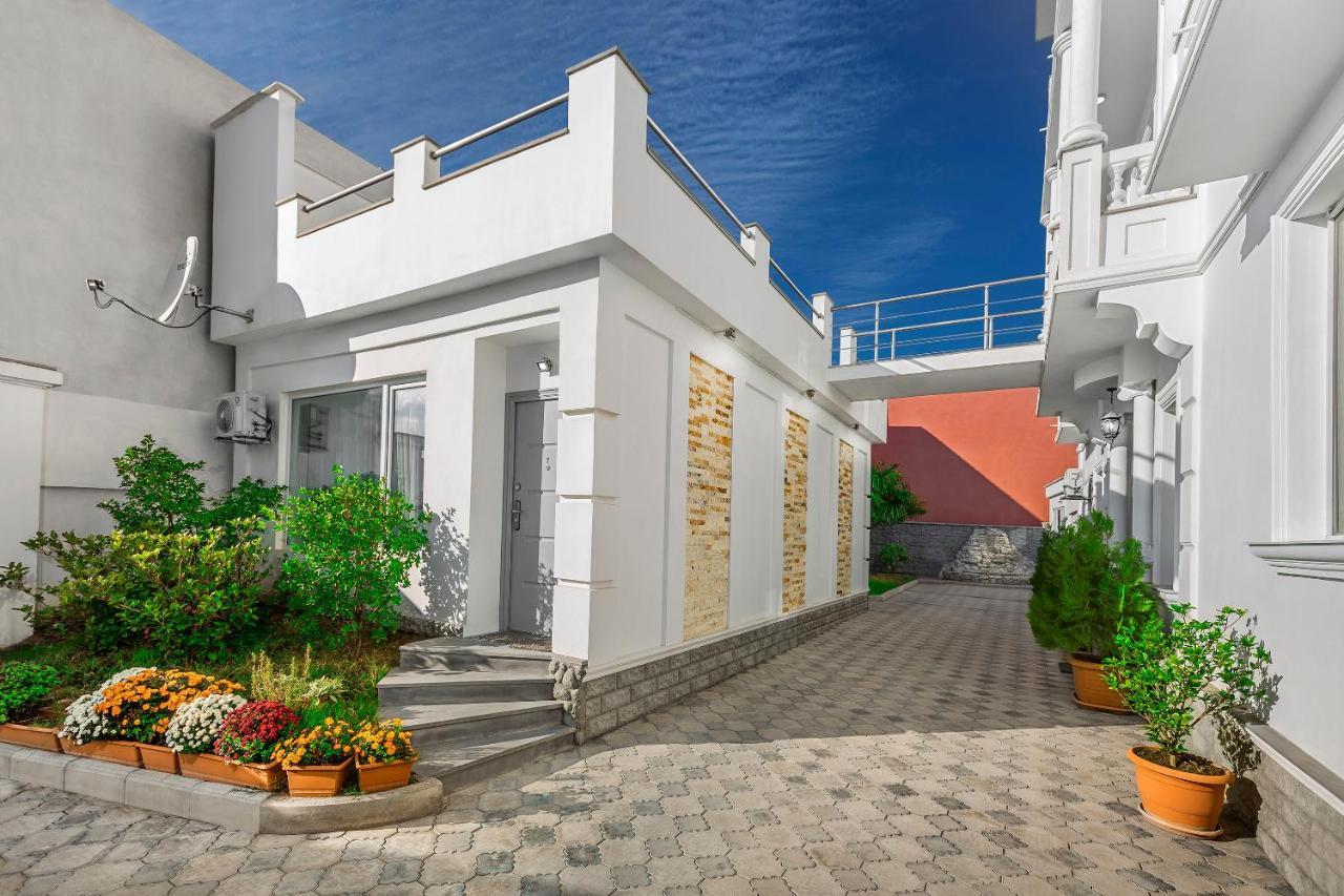 White House Hotel Tbilisi Exterior photo